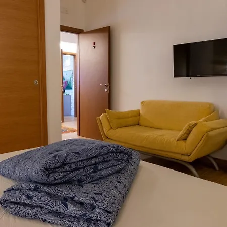 Tulipano Rosso Apartment *